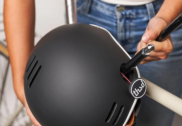 Thousand Heritage Carbon Black - Image 6